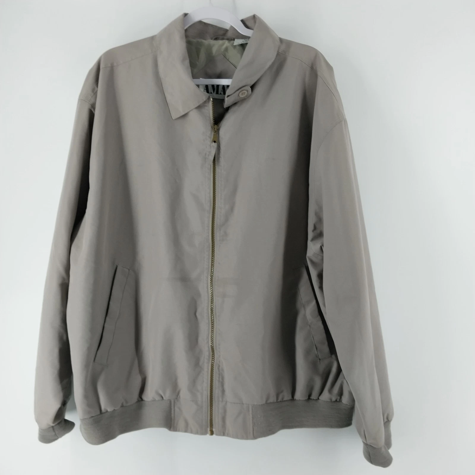 Amati Mens Zipper Jacket Size XL Lightweight Taupe Grey, Pockets, Ribbed Cuff