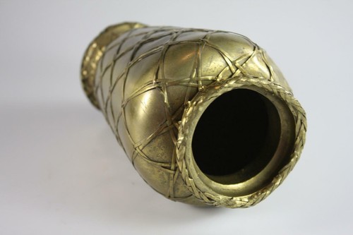 ANTIQUE JAPANESE BRASS VASE WITH HAND WAVED OVERLAYS - Picture 2 of 8