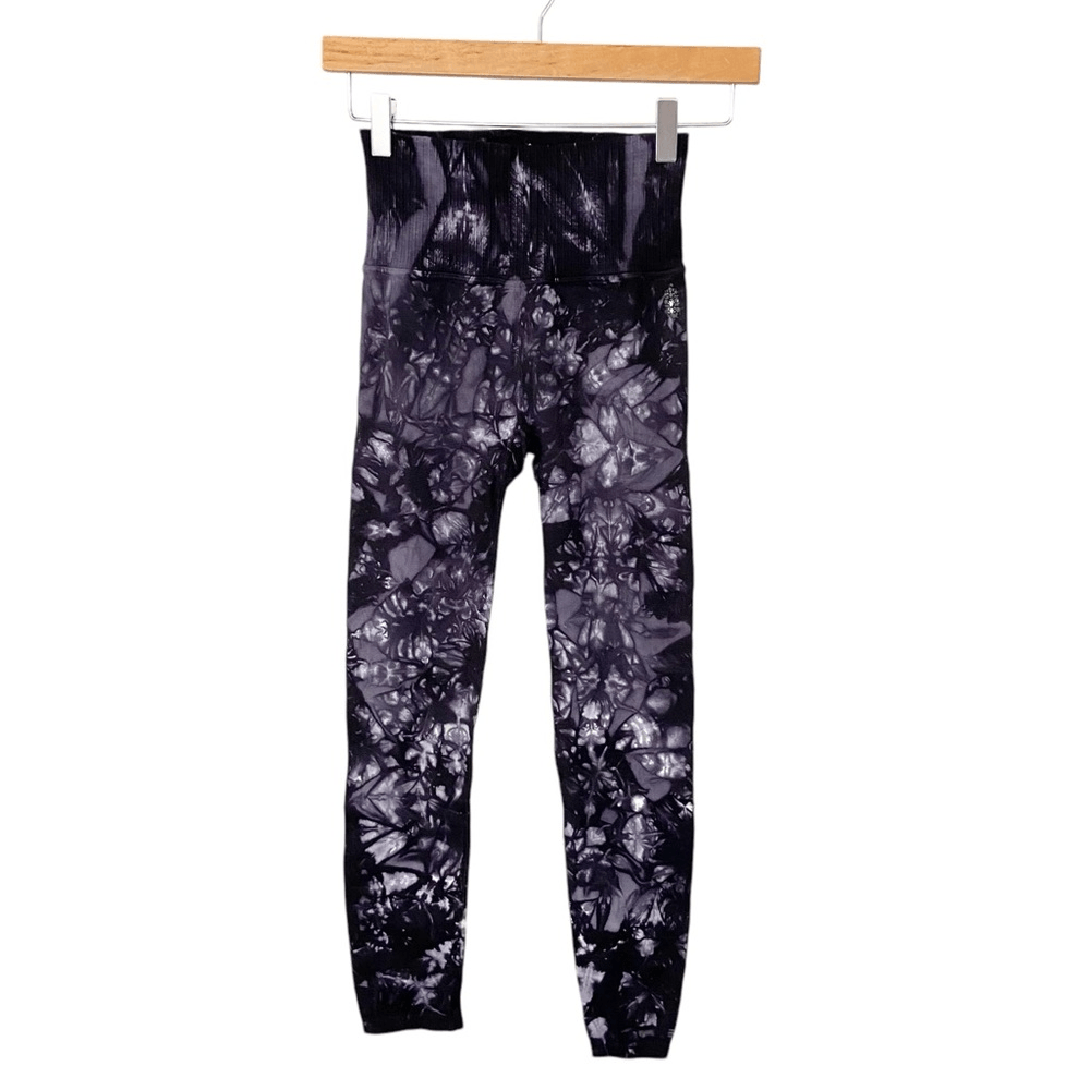 ALTRA Leggings nuovi con etichette FP Movement Good Karma Tie Dye taglia XS S