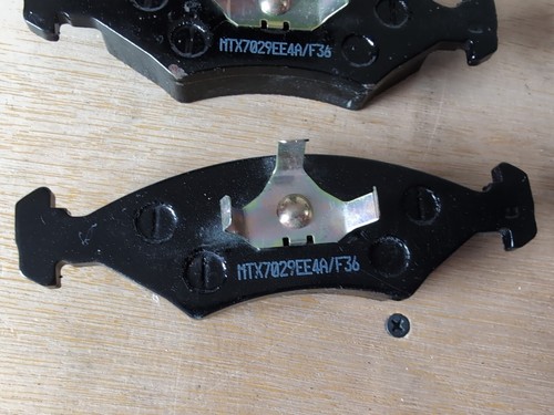New Old Stock Mintex Brake Pad Set MDB1175 - Picture 11 of 14