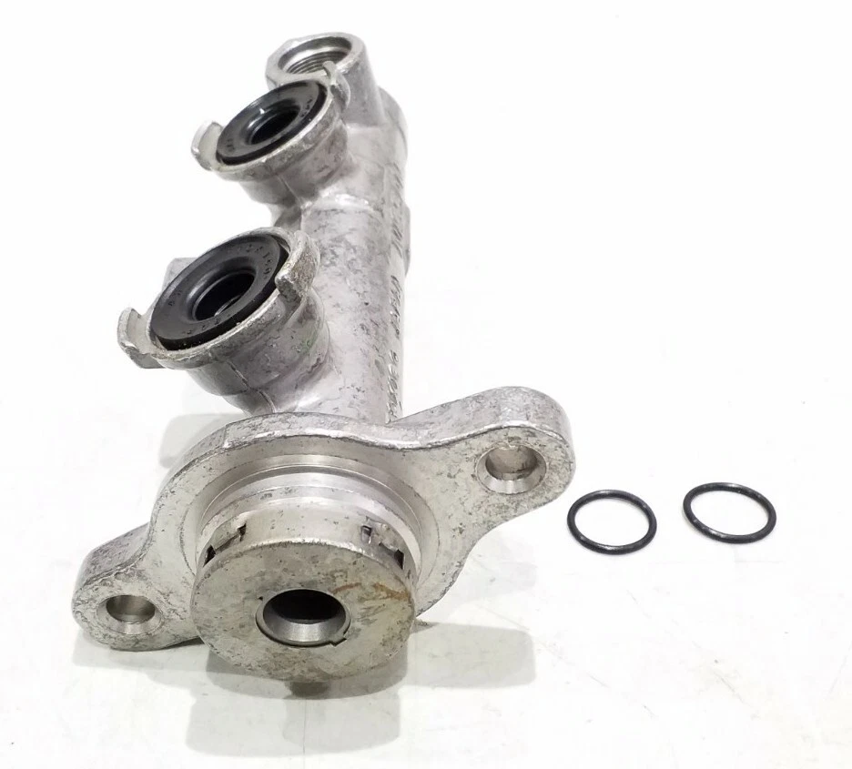 Cilindro maestro remanufacturado OEM M52650 envío gratuito devoluciones gratuitas Foto 3 de 4