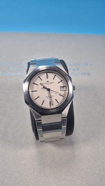 IWC Yacht Club 2 / Beschreibung lesen