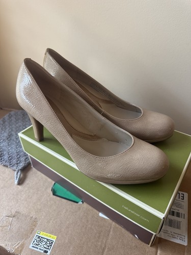 Naturalizer Women's Nude/Beige Patent Pumps, size 10