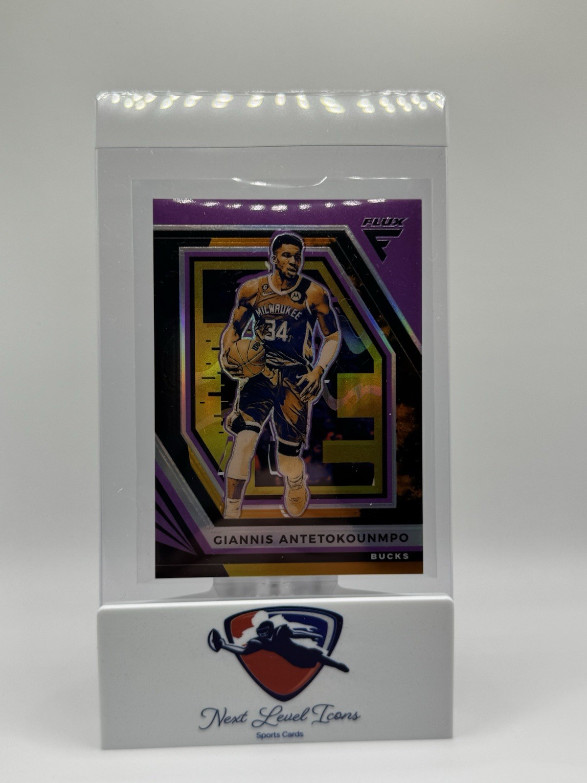 2022-23 Panini Flux - Giannis Antetokounmpo #98 Solar Eclipse Prizm /49