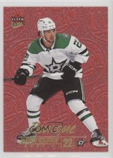 2024 Upper Deck Fleer Ultra Medallions Ruby Red 30/50 Mavrik Bourque #M-11 0bn4