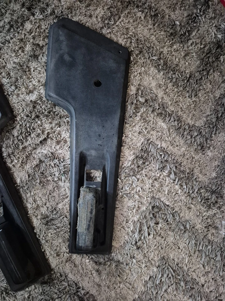 Juego de paneles interiores de puerta para camioneta Dodge A100 A108 L&R negro Mopar Foto 2 de 4