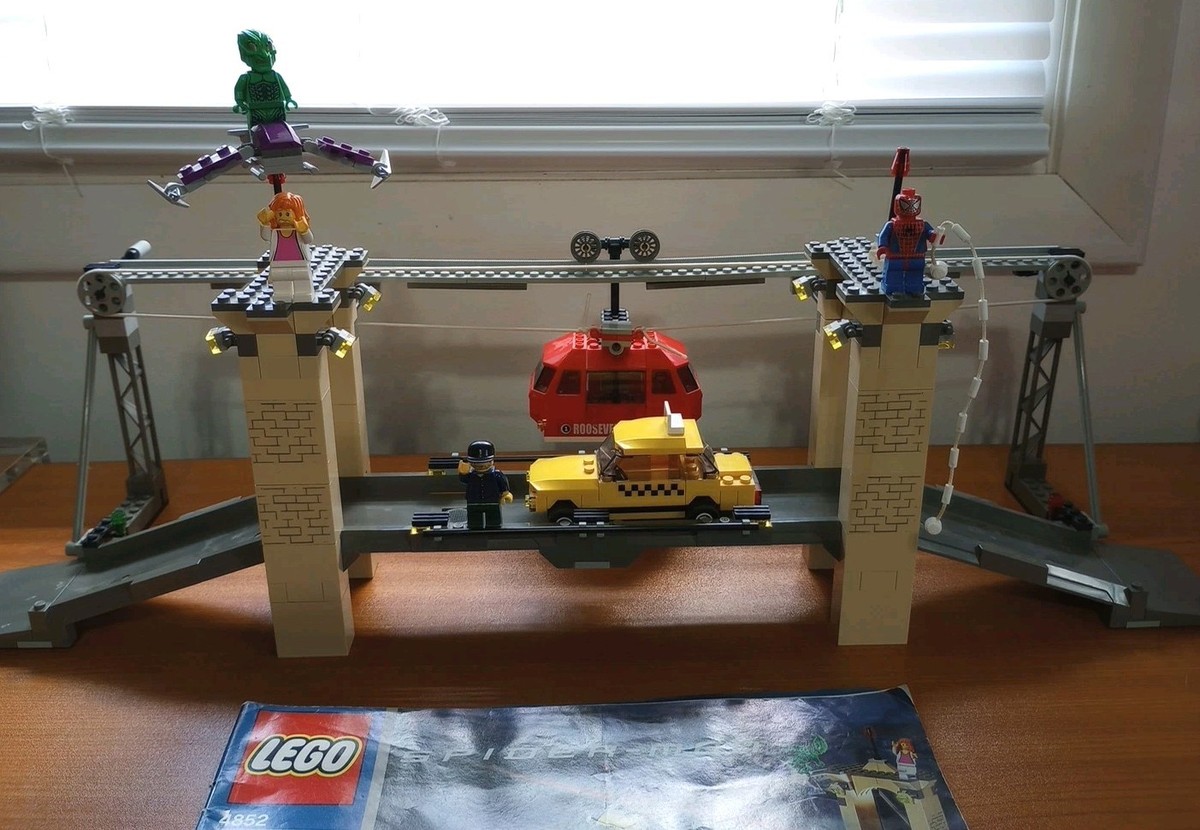 LEGO Spider-Man: Spider-Man Vs. Green Goblin -The Final Showdown