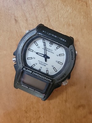 Vintage Casio Illuminator AW-61 Alarm Chronograph Men's Watch Serial 1750