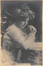 Old postcard celebrity MANON LOTY / CABARET ARTIST / WOMAN 1900 / ART NOUVEAU