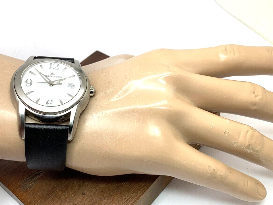 Reloj para hombre Maurice Lacroix SH1018 cuarzo suizo esfera blanca correa de cuero negro Foto 3 de 4