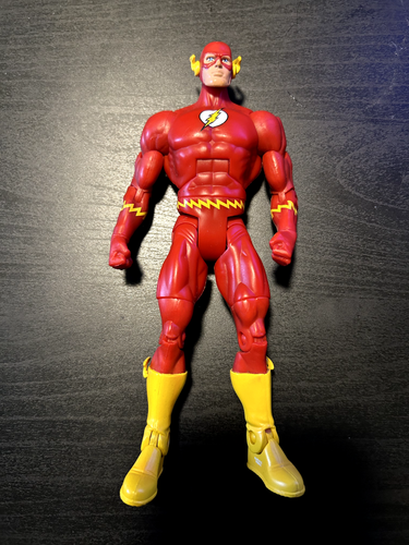 EXCLUSIVE: DC Comics: Flash (Sideshow) Figurky A Sošky Fate Gate