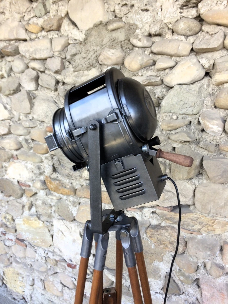Lampe Trépied Style Projecteur Cinéma Vintage – Blanc – H38 X L22 Cm – Filaire