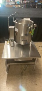 Legion TEH-20 Electric Jacketed Tilt Kettle, 20 Quart