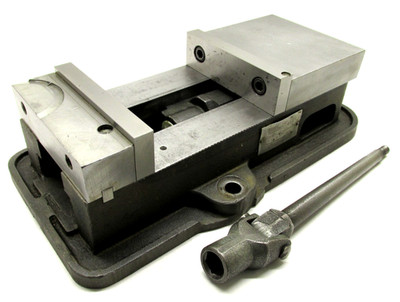 KURT ANGLOCK 6'' MILLING MACHINE VISE w/ JAWS & HANDLE - #D60