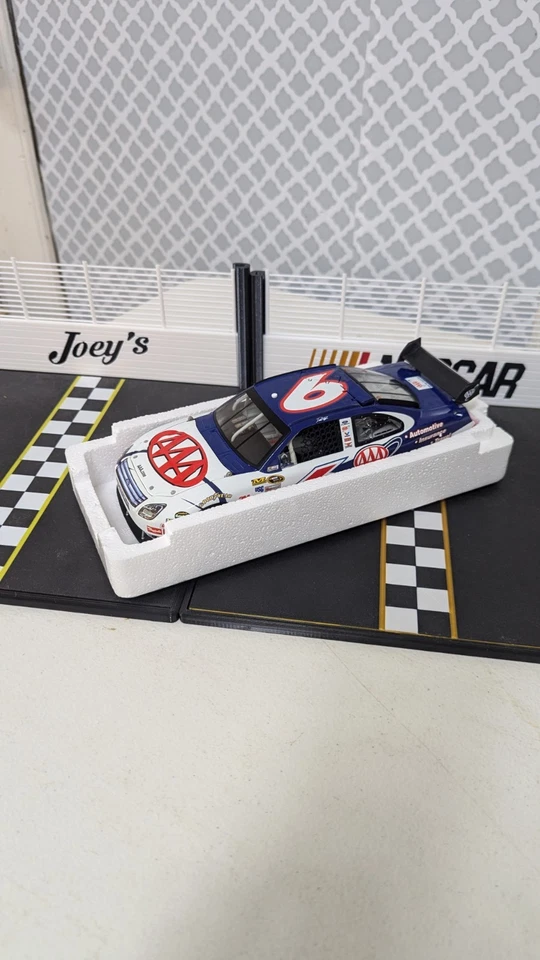 B101 David Ragan #6 AAA RCCA Club Car 2008 Fusion DIN 35 de 150 Nascar Foto 3 de 4