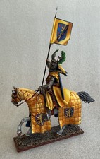 ST. PETERSBURG AEROART RUSSIAN MEDIEVAL KNIGHT WALTER HOHENKLINGER W/ FLAG 5152