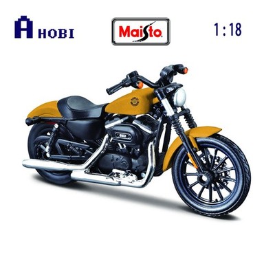 Maisto 1:18 Scale Harley Davidson 2014 Sportster Iron 883 Yellow