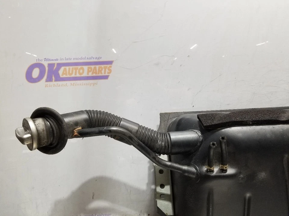 89 1989 MERCEDES-BENZ ROADSTER 5.6L FUEL TANK ONLY Foto 3 de 4