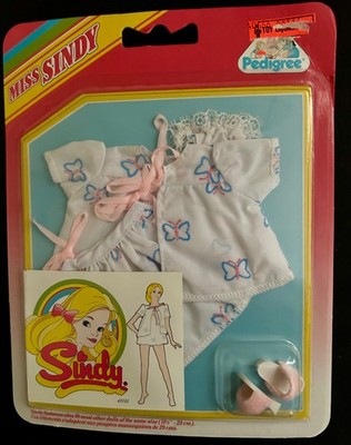 Miss Sindy by Pedigree 43155 Fashion Outfit Barbie Doll Size NRFB