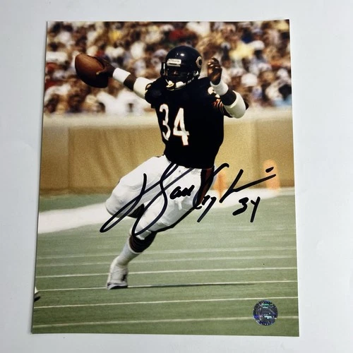 Walter Payton Signed Photo W/COA Chicago Bears 8x10 Autographed Photo