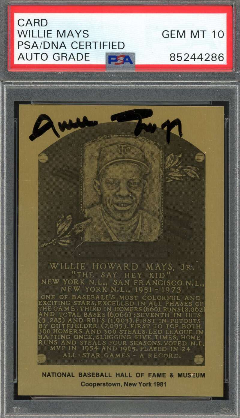 Willie Mays Gem Mint 10 PSA DNA Signed Gold Metallic Hall of Fame Plaque Auto
