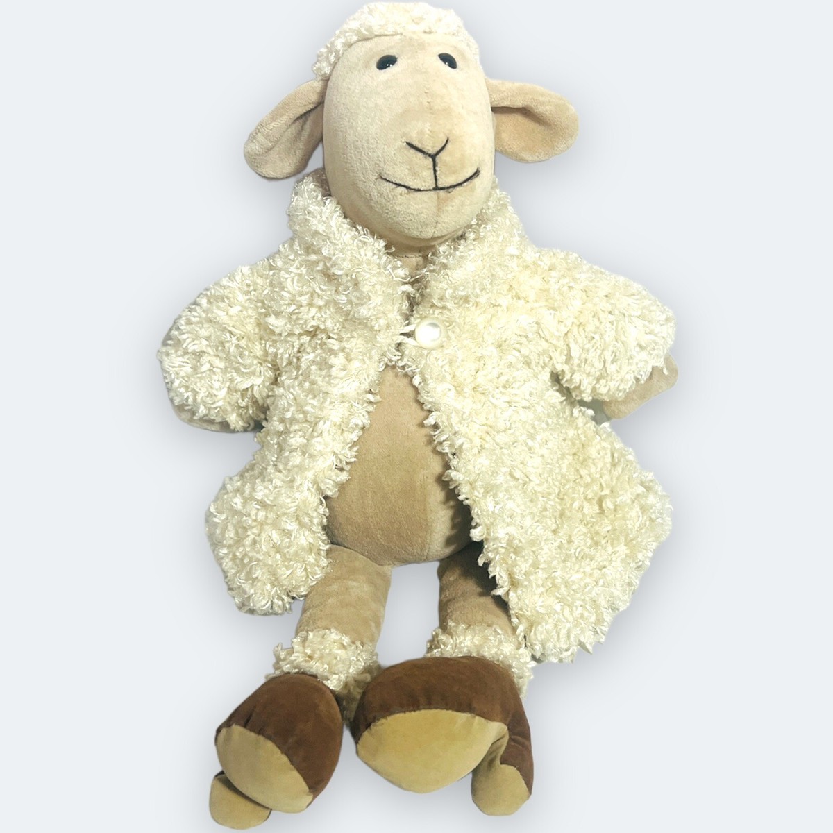 * antique sheep ✵ * クリーム色リボンの キュートな羊さん antique sheep ✵ * クリーム色リボンの キュートな羊さん