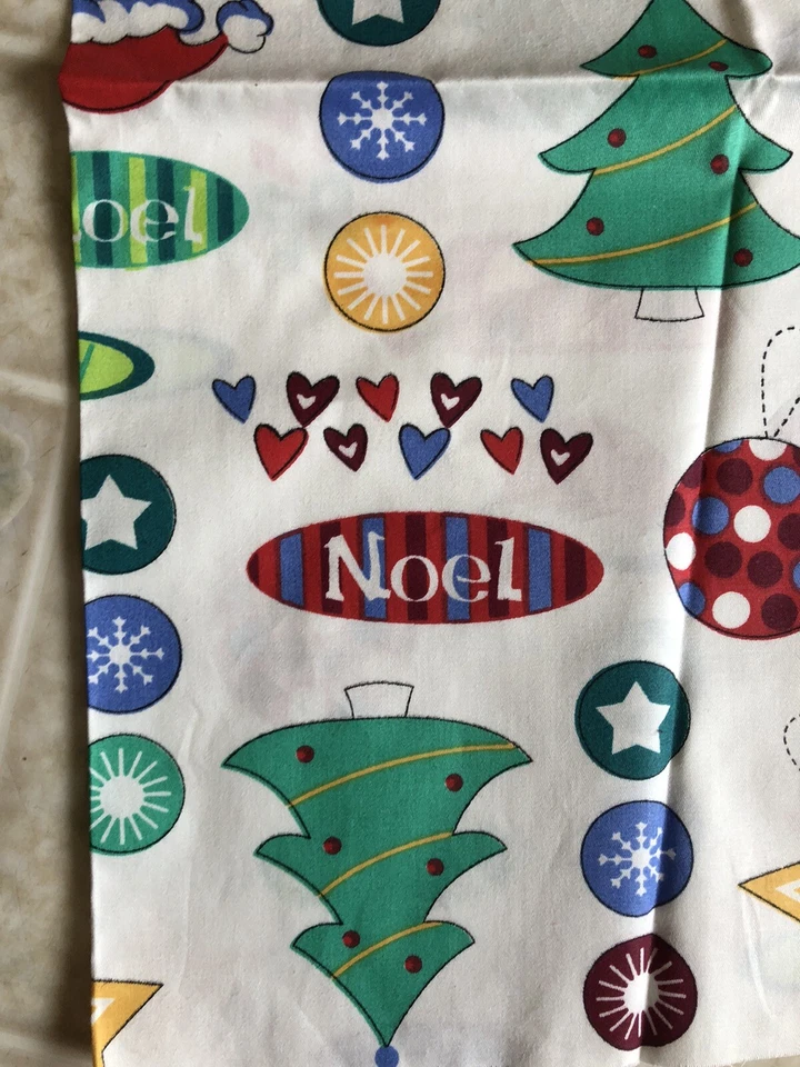 Red and green Christmas Motif  Cotton Fat Quarter Christmas Tree Noel Joy - Image 2 of 3