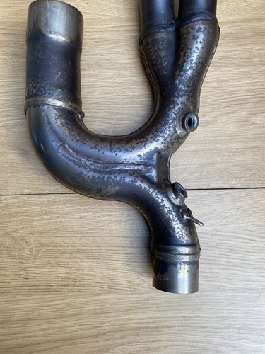 Aprilia Tuono V4 1100 Factory 2020 Exhaust Link Pipes Manifold RSV4 V4 Exhaust - Picture 3 of 17