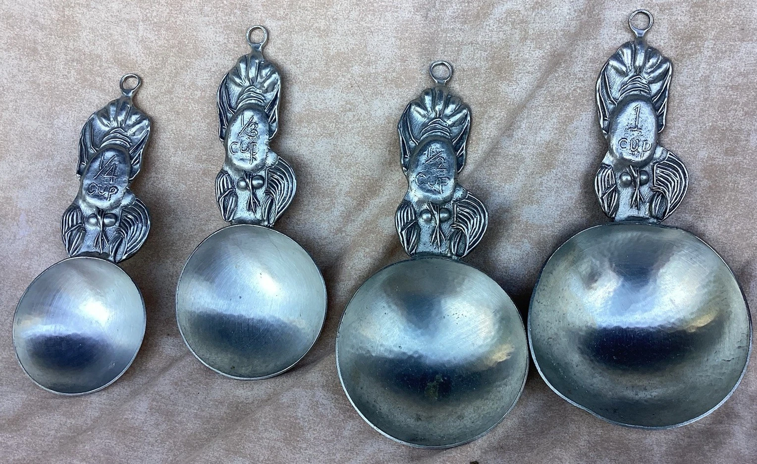 Don Dunn 4 Pc. Measuring Cups Lobster/ Crawfish Hammered Pewter