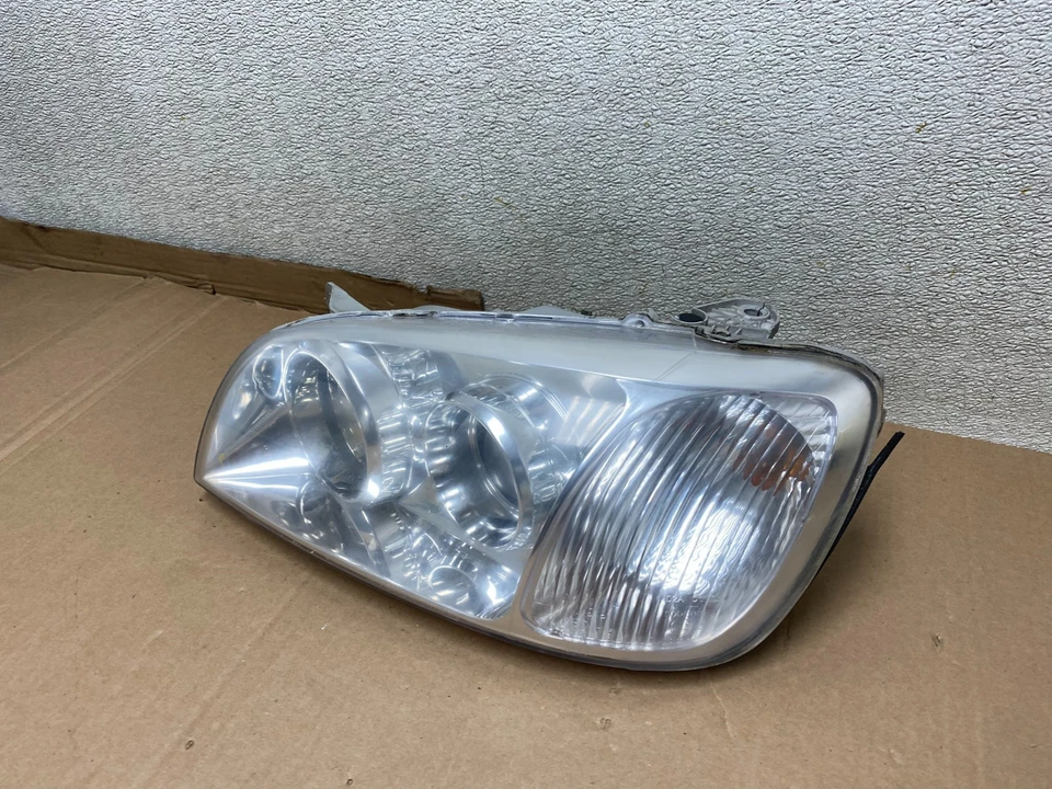 Faro halógeno para conductor izquierdo Hyundai XG350 XG 2004 2005 OEM U8237 DW Foto 2 de 4