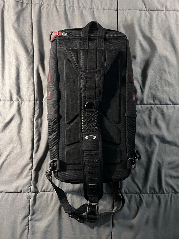 Bolsa de ombro Y2K Oakley Extractor - Imagem 2 de 4