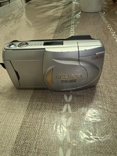 Olympus CAMEDIA D-460 ZOOM Compact Digital Camera 1.3MP 3x 1.8in USB