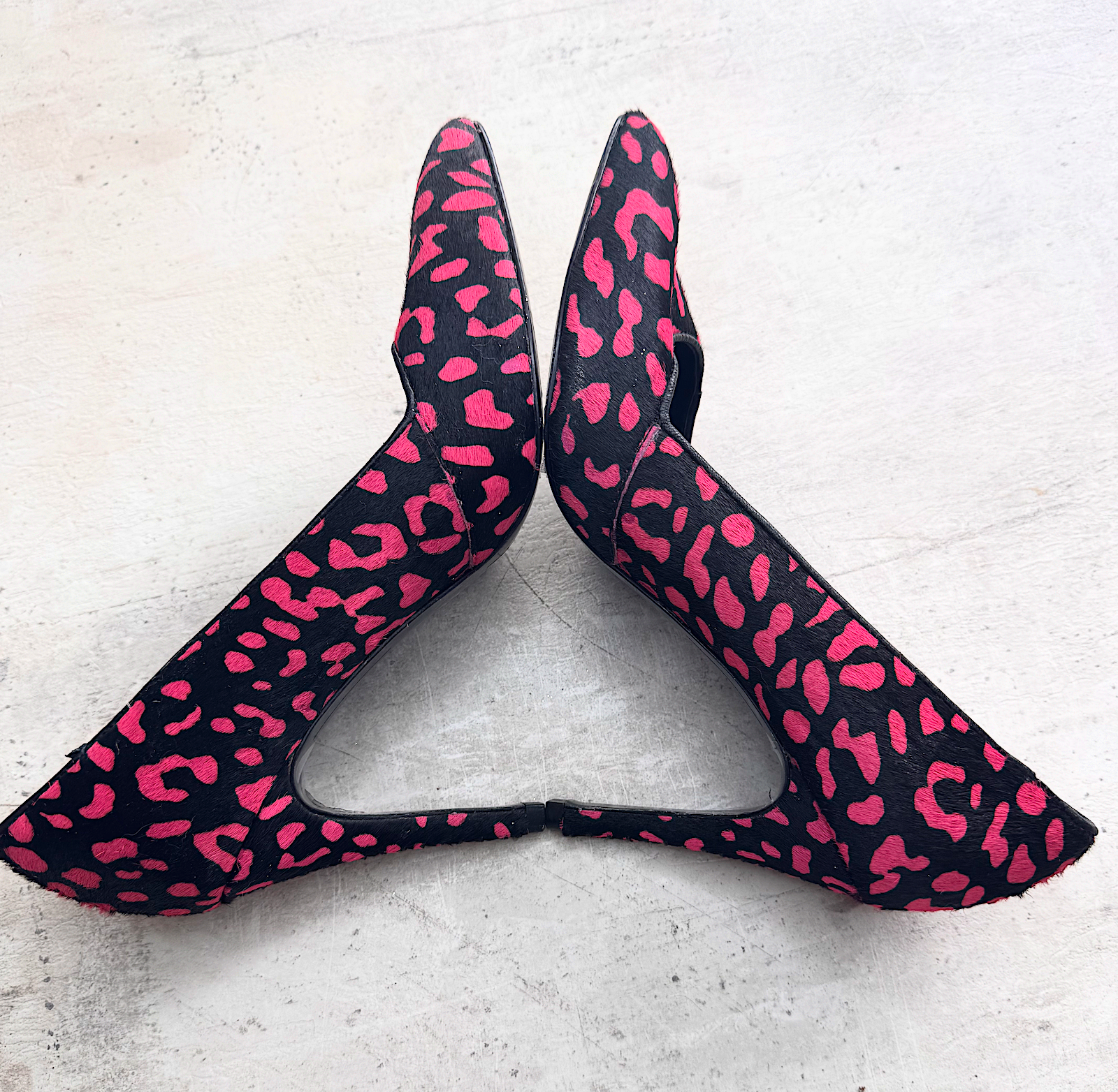 ALICE + OLIVIA Dina Pink & Black Leopard Print  Sz 7 Heels