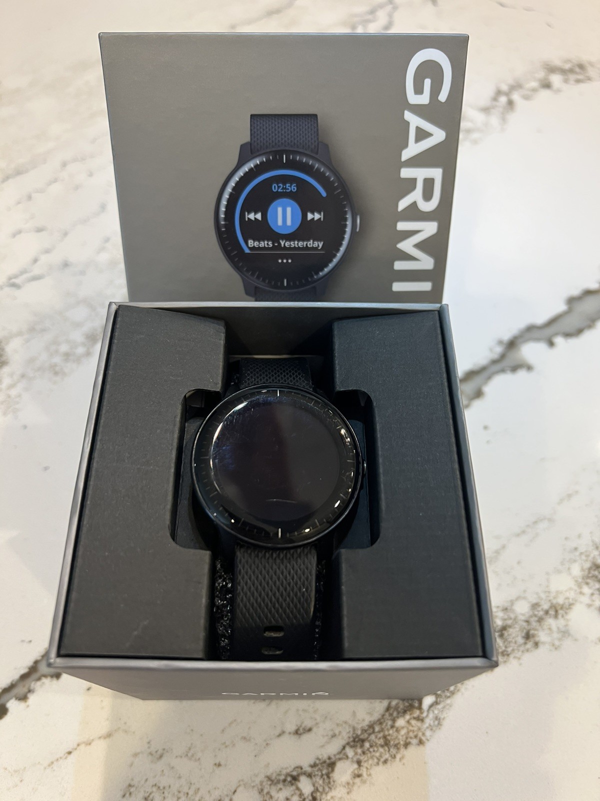 Gps, Music, Black, Sports Fitness W/charger Cib