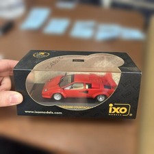 IXO Lamborghini Countach LP500S 1/43 Red Model Car Case