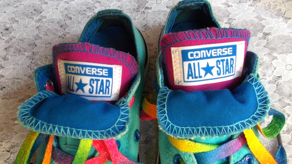 ZAPATILLAS CONVERSE ALL STAR, Turquesa Doble Lengua, Cordones Arco Iris, Niños 13 Foto 2 de 4