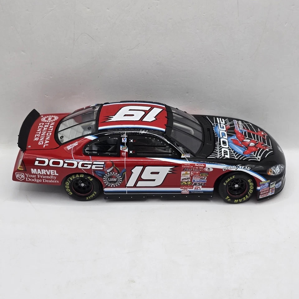 Action NASCAR 1:24 Scale Diecast 2001 Casey Atwood #19 Intrepid R/T Spider Man - Image 2 of 4