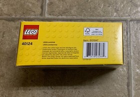 LEGO Seasonal (40124) Winter Fun - NISB Ready to Ship!