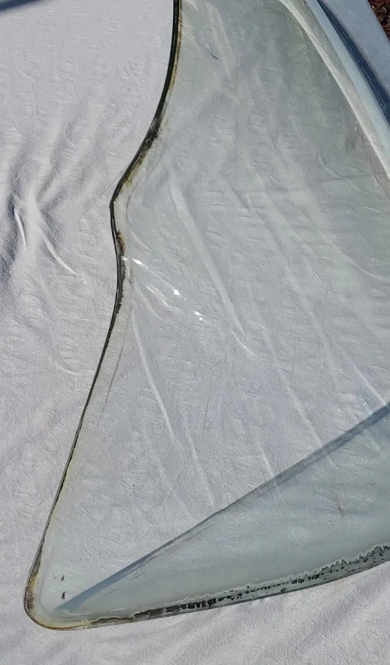 Ford Fairlane 1959 parabrisas FoMoCo ventana de vidrio fuerte vidrio delantero original antiguo Foto 3 de 4