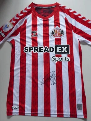 Wilson Isidor Signed Sunderland Football Shirt - Football Autograph, 2024-25 - Image 1 of 4