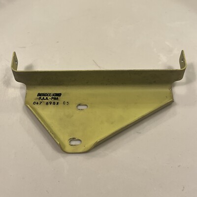 047-8987-05 Bendix King Auto Pilot Mount Bracket