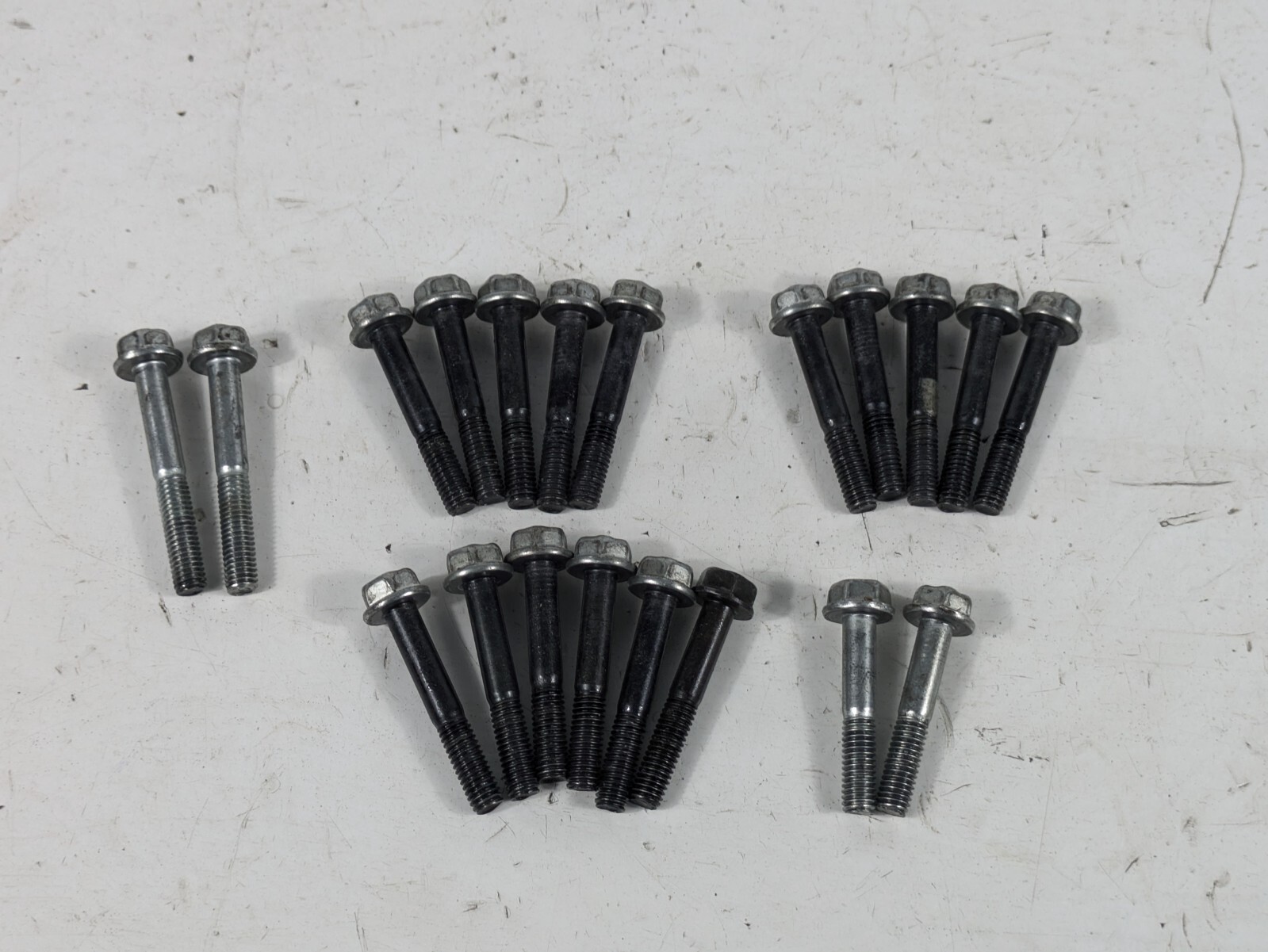 1991 - 1993 Suzuki Bandit 400 GSF GSF400 Valve Cap Retainer Cover Bolts