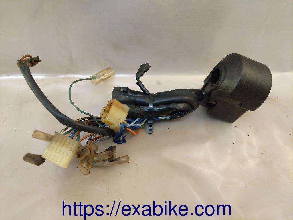 Cuvelage De Phare Pour Honda VT500C 1983-1985 - Pièce D'occasion Testée, état Correct