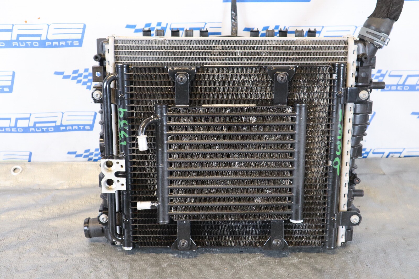 2014 AUDI R8 V8 QUATTRO AWD 4.2L OEM RADIATOR/CONDENSER & COOLING FAN #1339