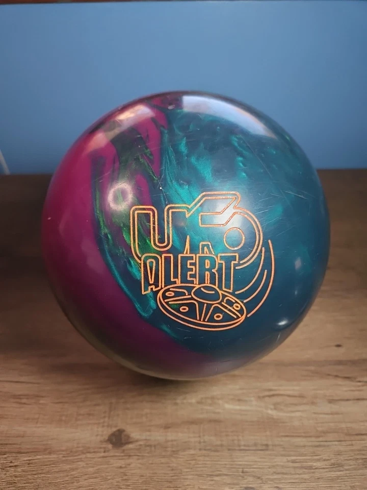 15lb Roto Grip UFO Alert Bowling Ball 15 Pound Drilled Right For IT See Descrip - Image 2 of 4