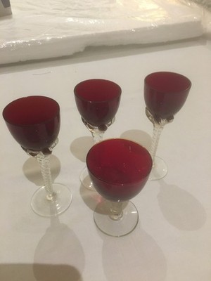 4er Set Rubinrot Glas Weinkelche gedrehter Stiel Vintage Stil