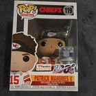 Funko POP! NFL Patrick Mahomes Special Edition Exclusive White Jersey Protector