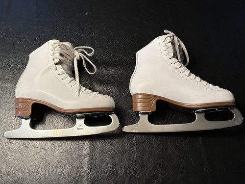 Jackson Mystique Figure Skates Size 6C White Model 1490 with 9 1/3" Blade