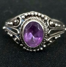 925 Sterling Silver Vintage Ring Oval Cut Natural Amethyst
