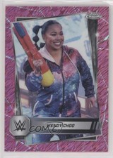 2025 Topps Chrome WWE Pink Shimmer Refractor Wendy Choo #125 1i7n